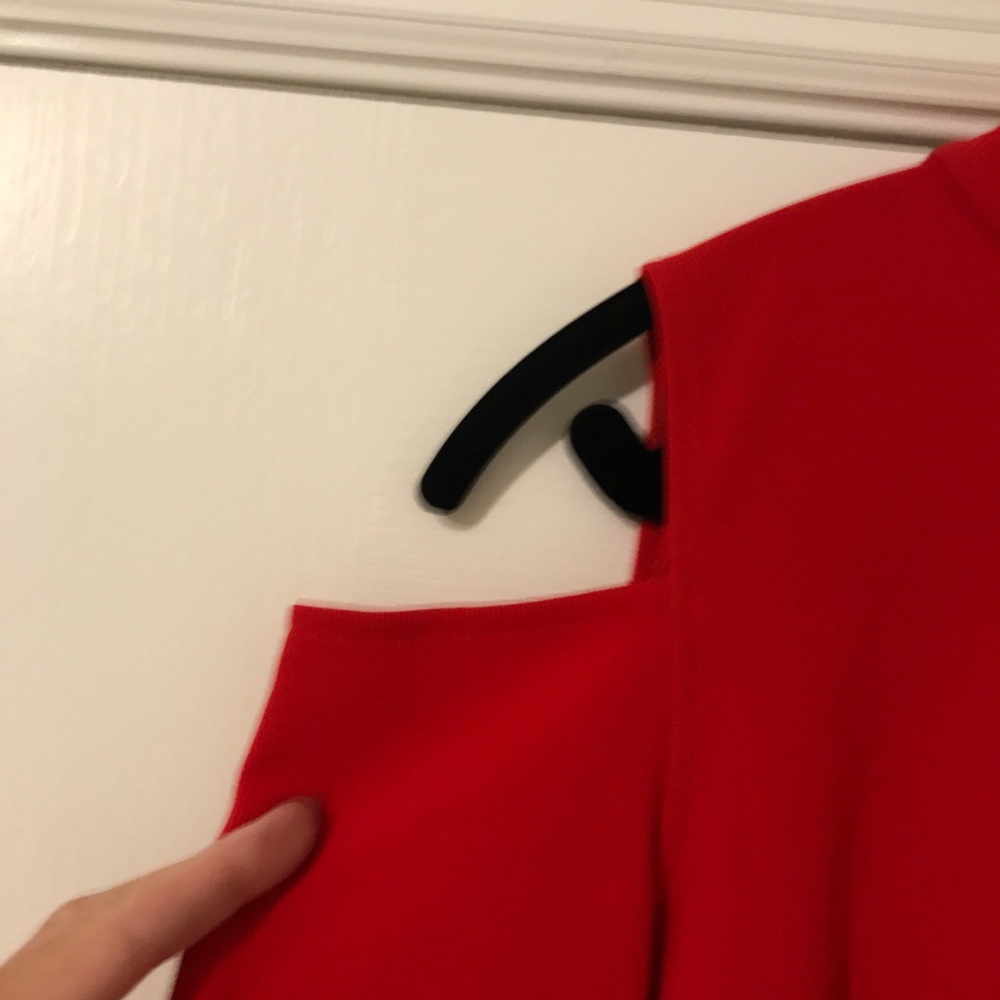 Express dress - Picture 2 of 6